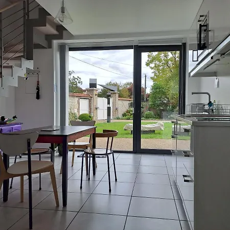 Dans Parc De Sculptures - 